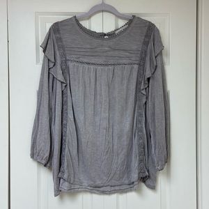 Knox Rose 3/4 sleeve ruffle top